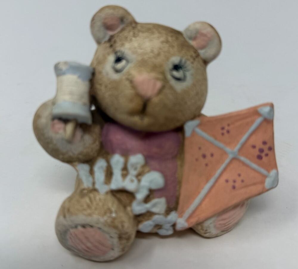 Vintage‎ Monthly Calendar Bears Tan Pink Orange Bear Holding Kite 2 3/4" Tall